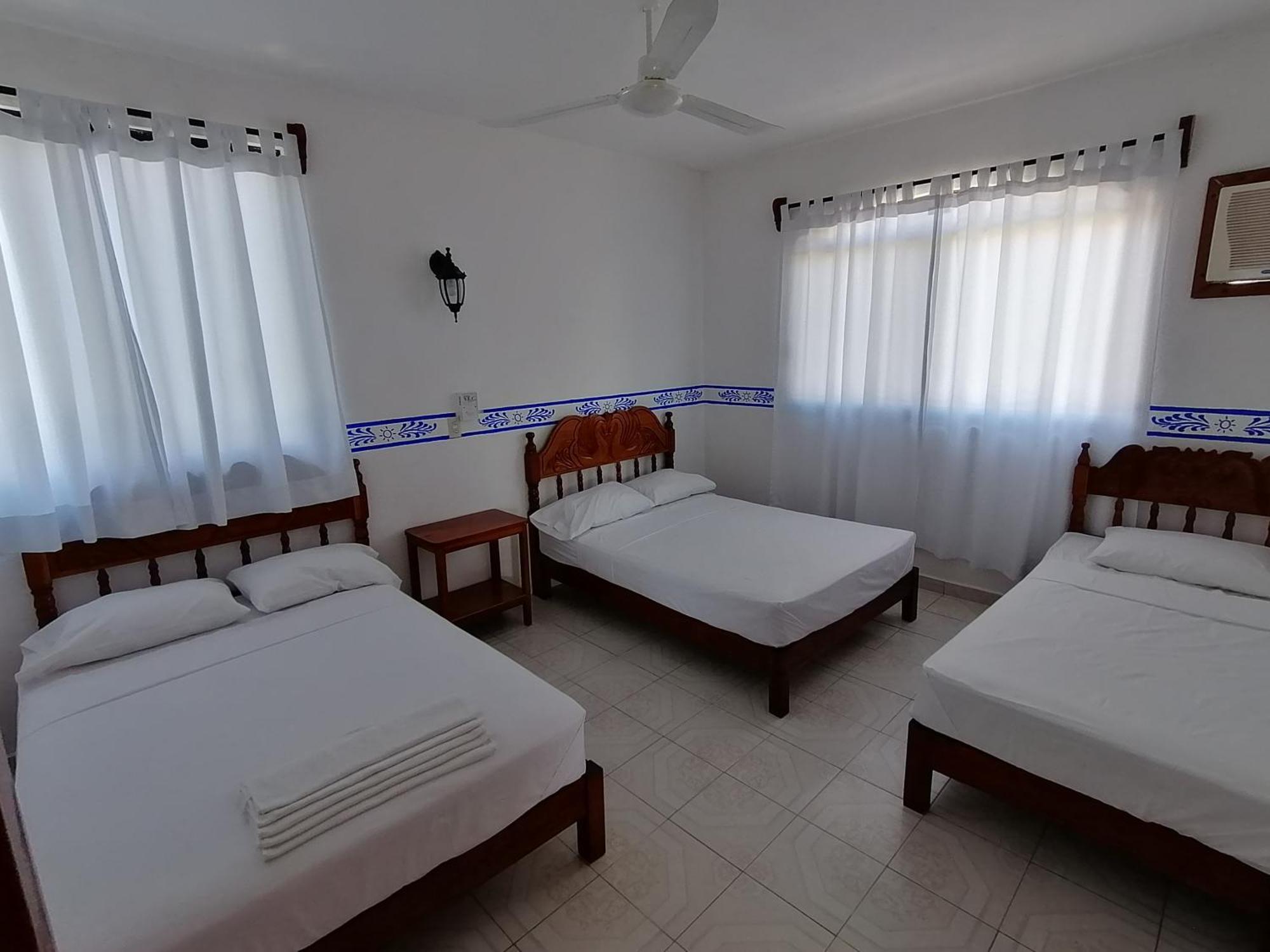 Don Luis Hostal - Sucursal Galeana - Tecolutla Pokoj fotografie